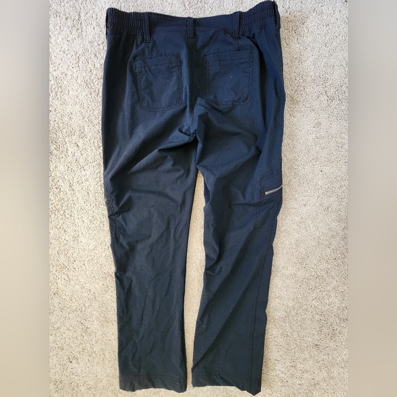 Athleta Lightweight Cargo Pant - Picture 8 of 11